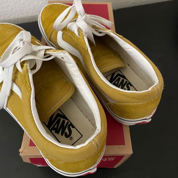 VANS Old Skool Shoe - Picture 8 of 13